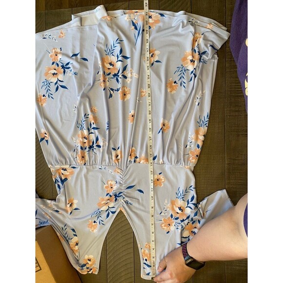 Torrid floral cinch front blouse - Picture 6 of 7